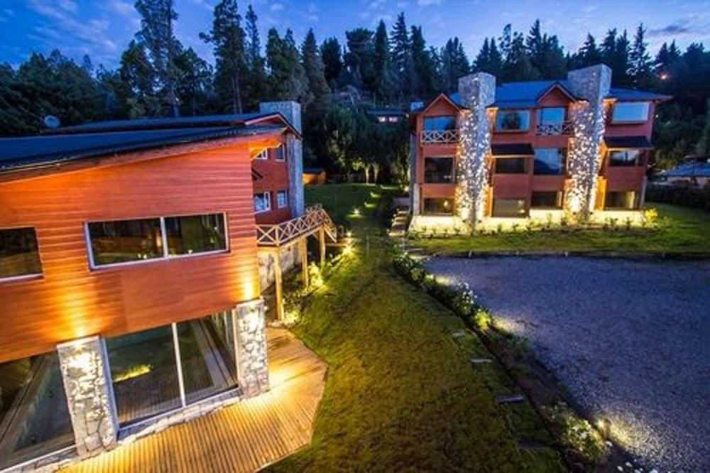 Los Robles Apart & Spa San Carlos de Bariloche Esterno foto