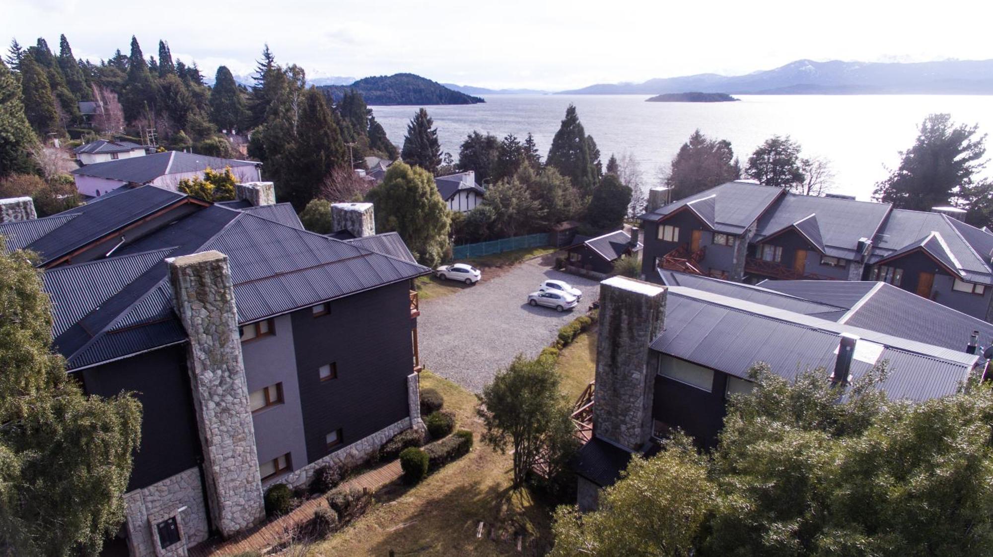 Los Robles Apart & Spa San Carlos de Bariloche Esterno foto